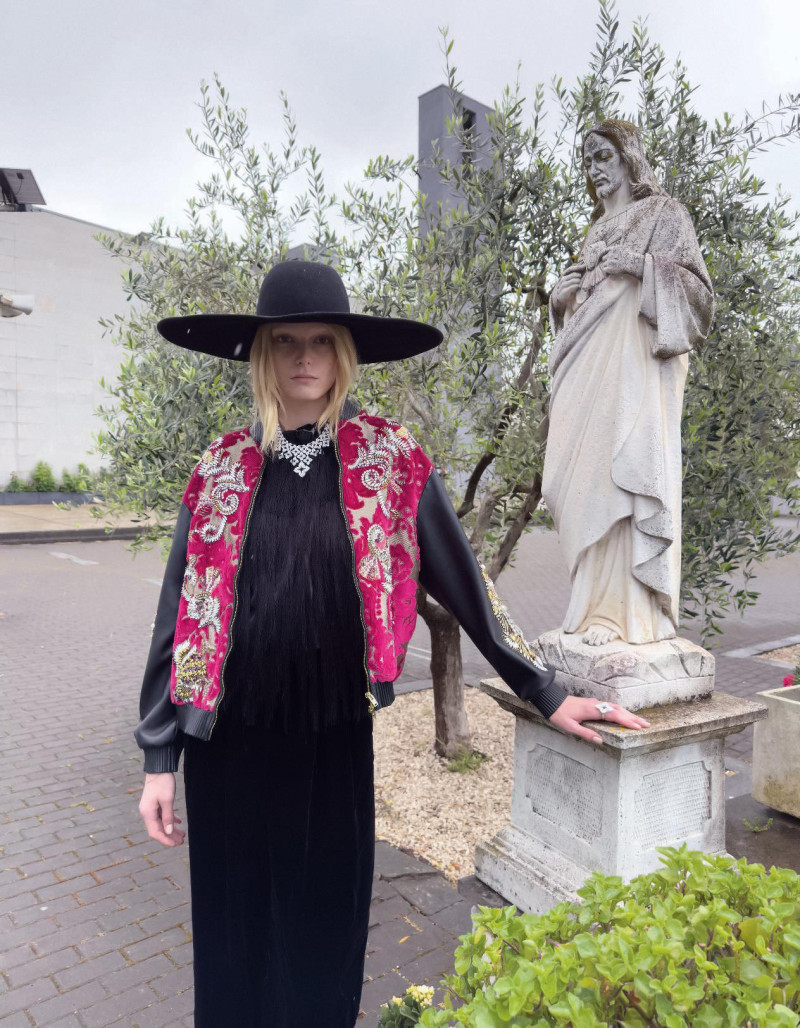 Mariacarla Boscono featured in Il Cammino Della Speranza, June 2025