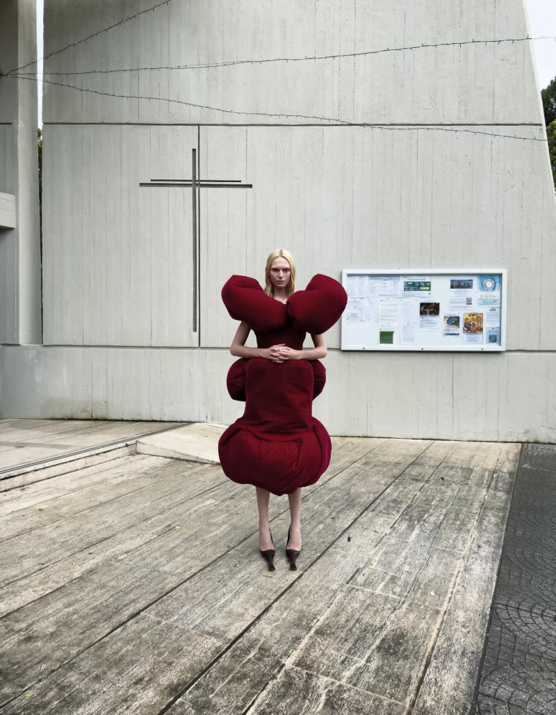 Mariacarla Boscono featured in Il Cammino Della Speranza, June 2025