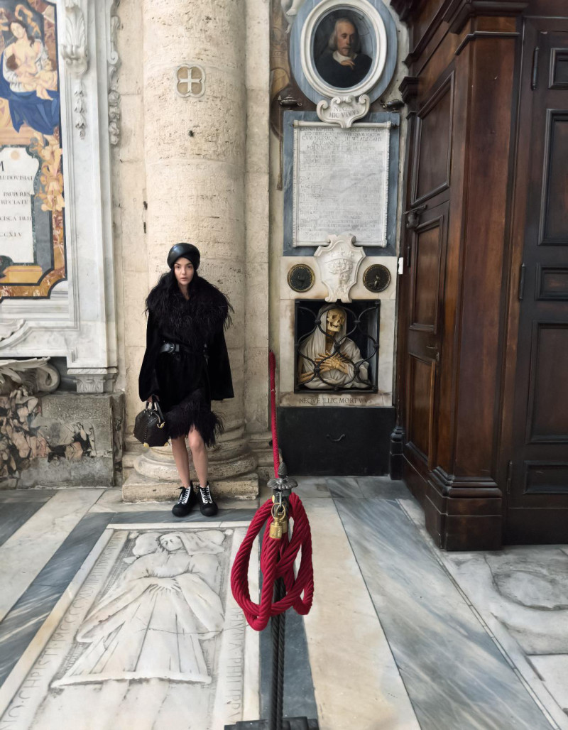 Mariacarla Boscono featured in Il Cammino Della Speranza, June 2025