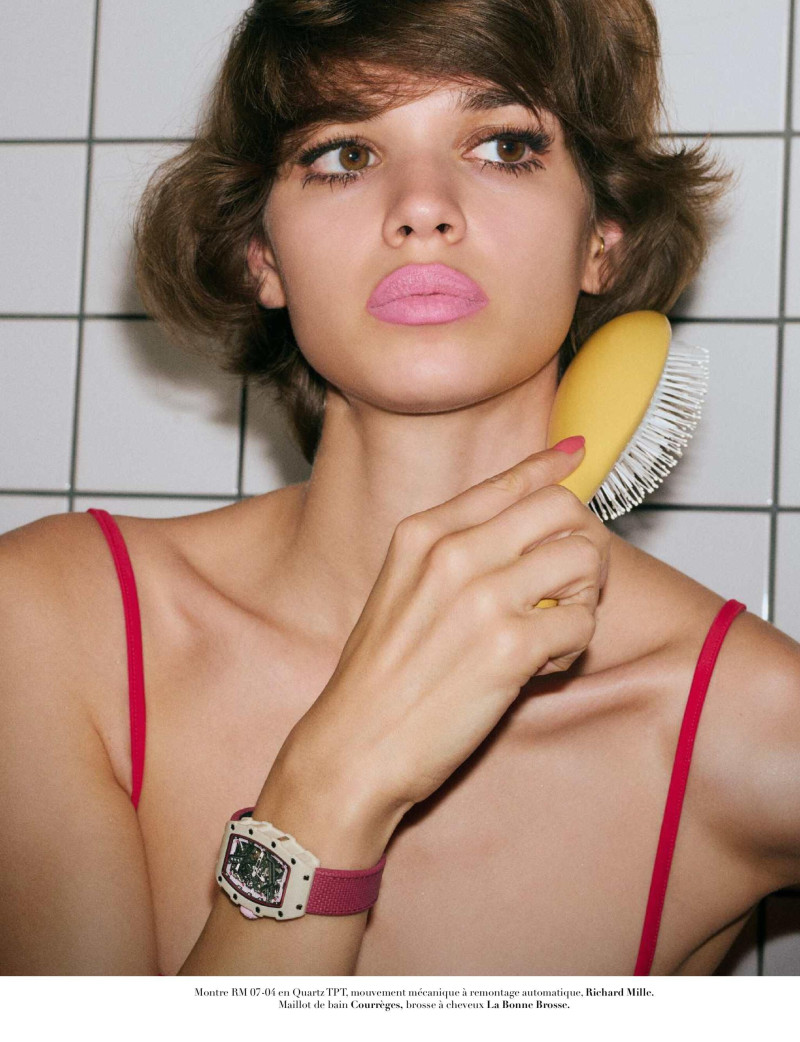 Mathilda Gvarliani featured in Du Bain, June 2025