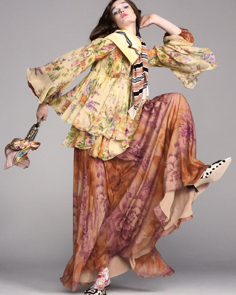Lulu Tenney featured in Pattern Recognition: This Spring Go Bold In All-over Prints That Pop, May 2025