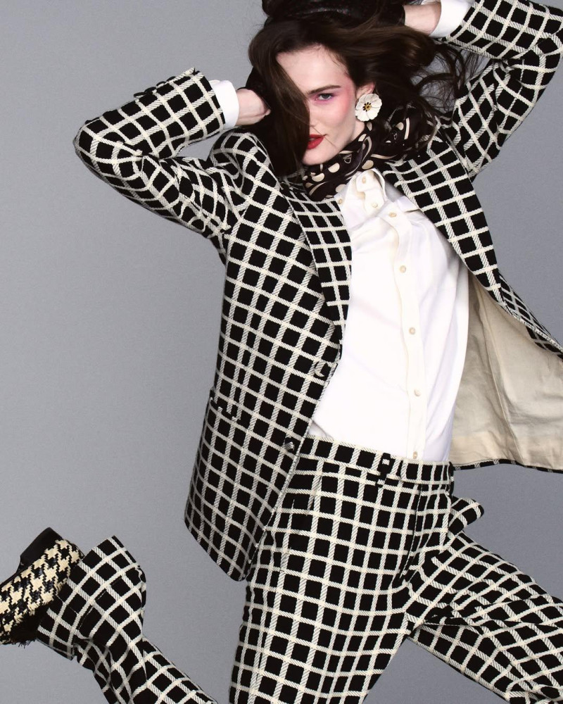 Lulu Tenney featured in Pattern Recognition: This Spring Go Bold In All-over Prints That Pop, May 2025