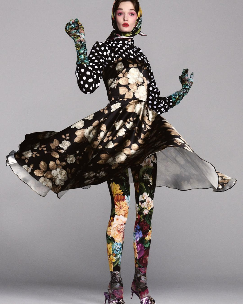 Lulu Tenney featured in Pattern Recognition: This Spring Go Bold In All-over Prints That Pop, May 2025