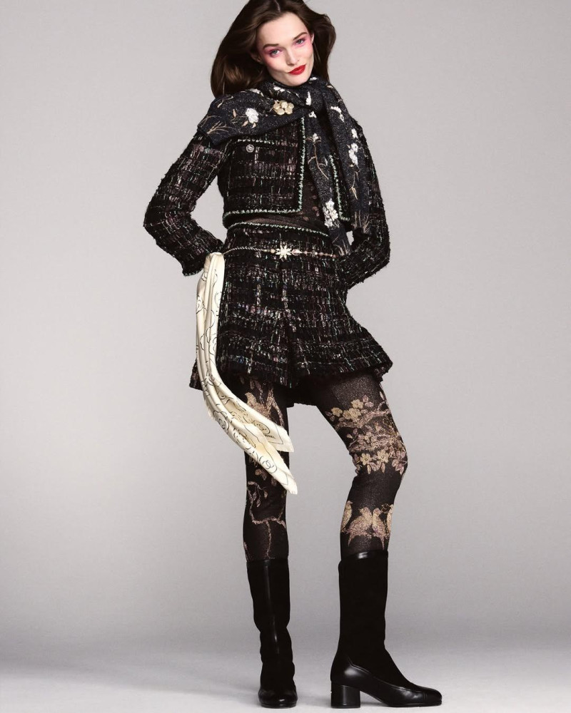 Lulu Tenney featured in Pattern Recognition: This Spring Go Bold In All-over Prints That Pop, May 2025