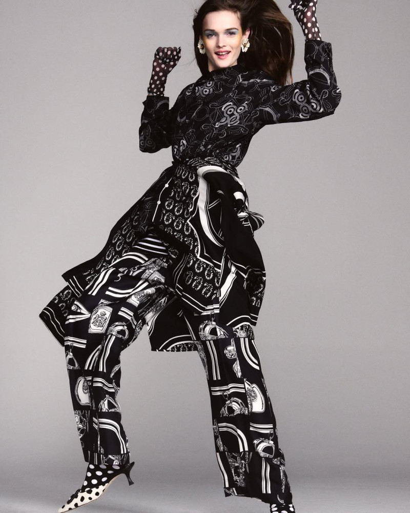 Lulu Tenney featured in Pattern Recognition: This Spring Go Bold In All-over Prints That Pop, May 2025