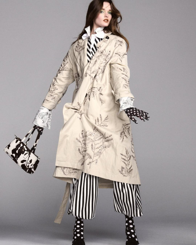 Lulu Tenney featured in Pattern Recognition: This Spring Go Bold In All-over Prints That Pop, May 2025