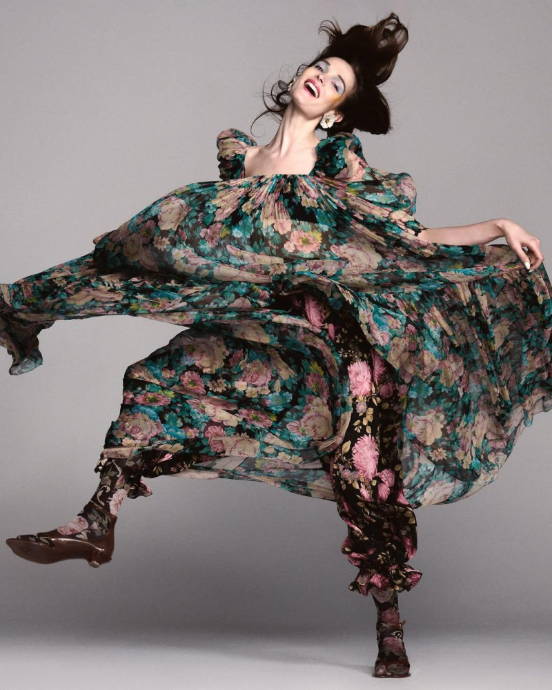 Lulu Tenney featured in Pattern Recognition: This Spring Go Bold In All-over Prints That Pop, May 2025