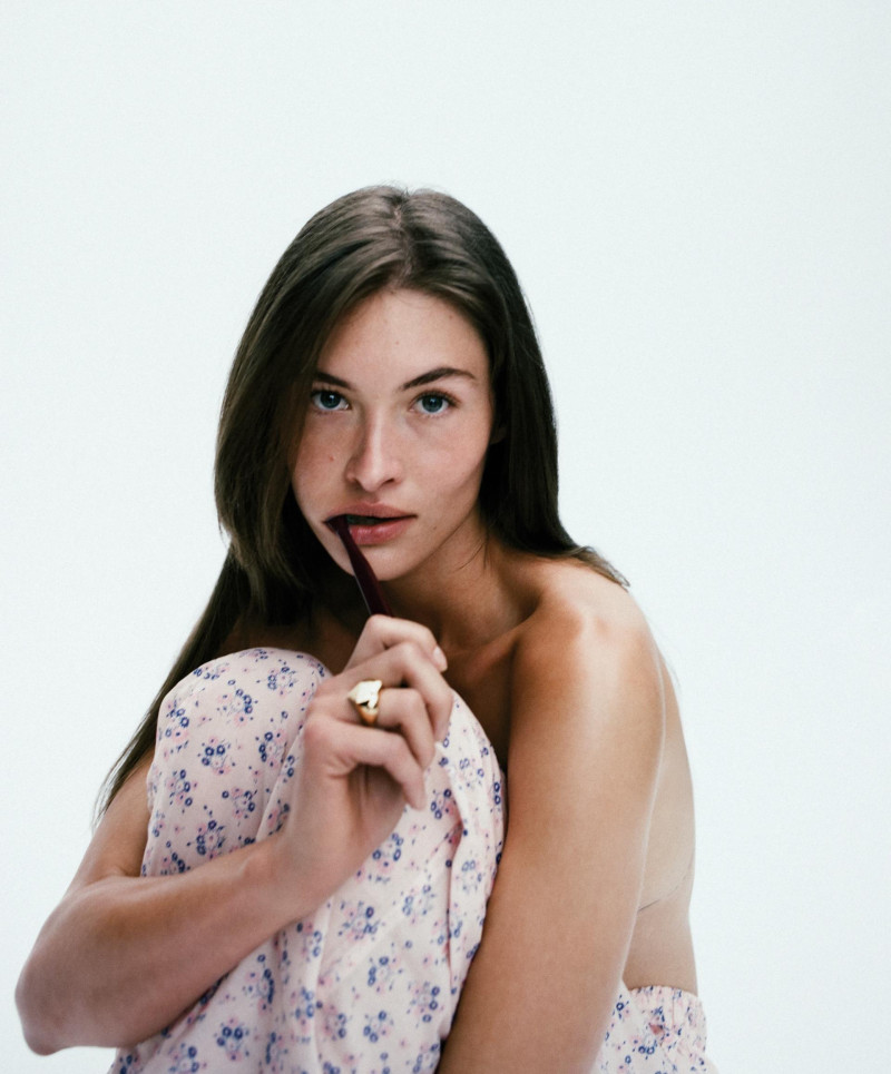 Grace Elizabeth featured in Hello, Summer!, June 2025
