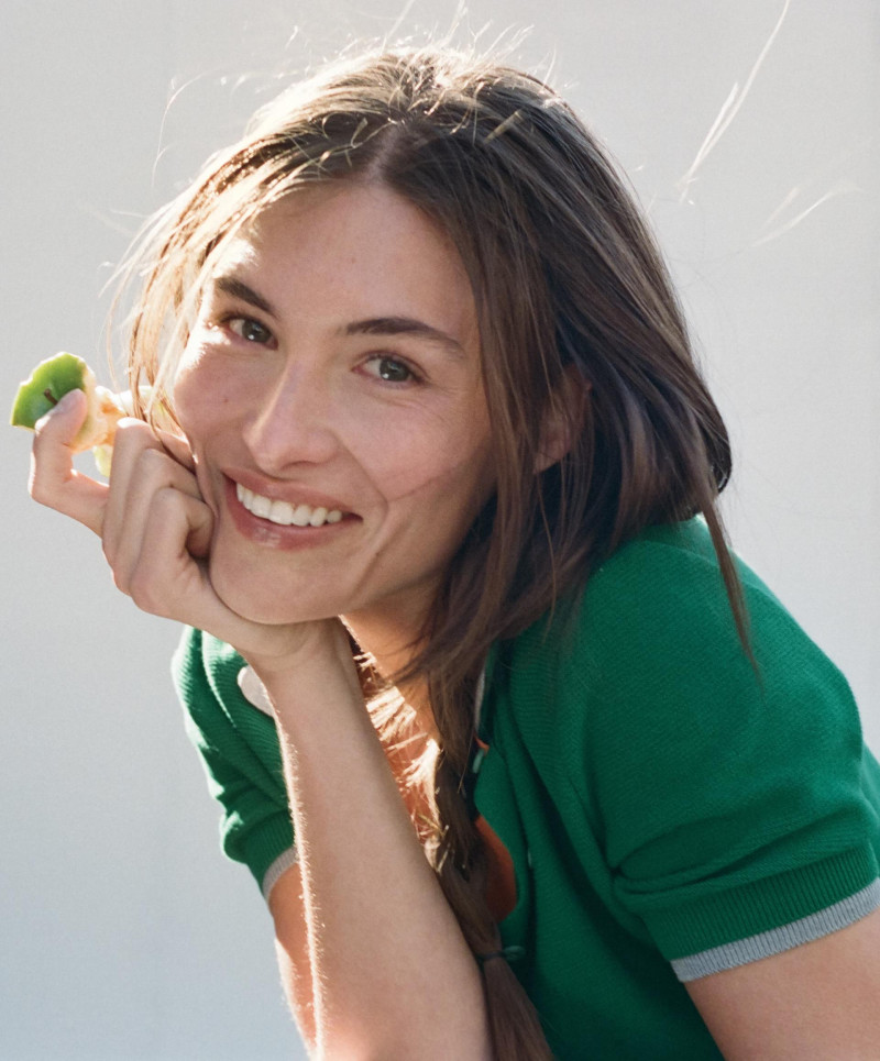 Grace Elizabeth featured in Hello, Summer!, June 2025