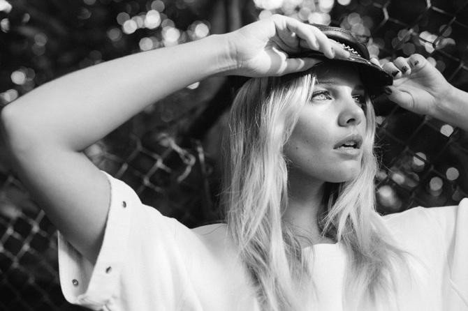 Marloes Horst featured in Marloes Horst, August 2016