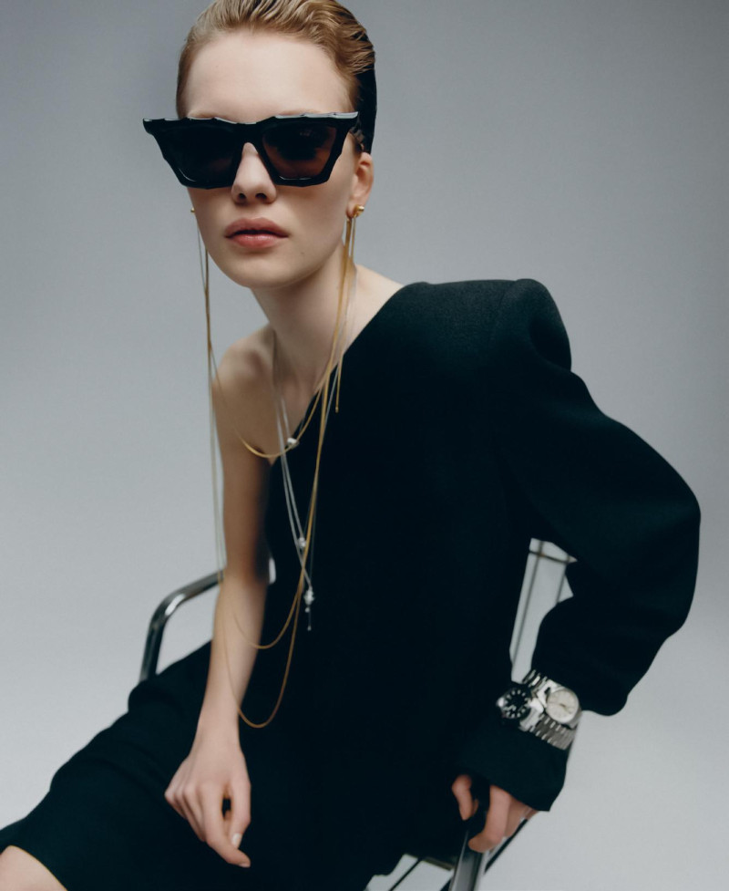 Penelope Ternes featured in Or Du Temps, April 2025