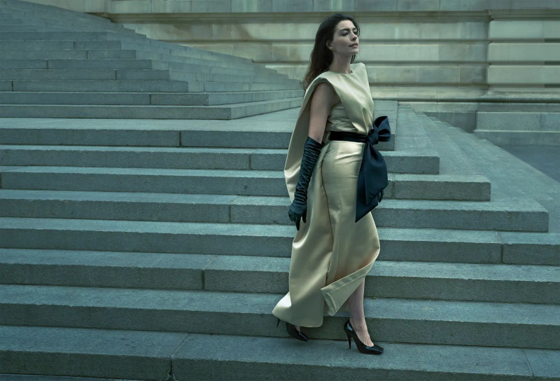Anne Hathaway, August 2025