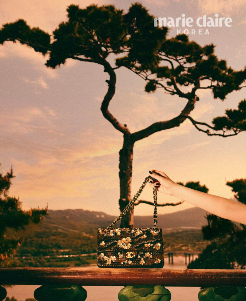 Coco Chanel\'s Coromandel Screen Scenes That Permeate Seoul, June 2025
