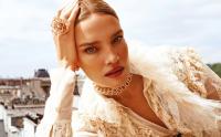 Natalia Vodianova Is The Center Of Attention