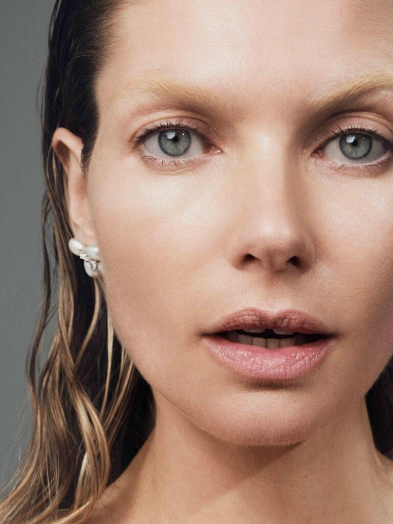 Jessica Hart featured in Change Of Hart: Jess Hart Is Returning To Her Roots, June 2025