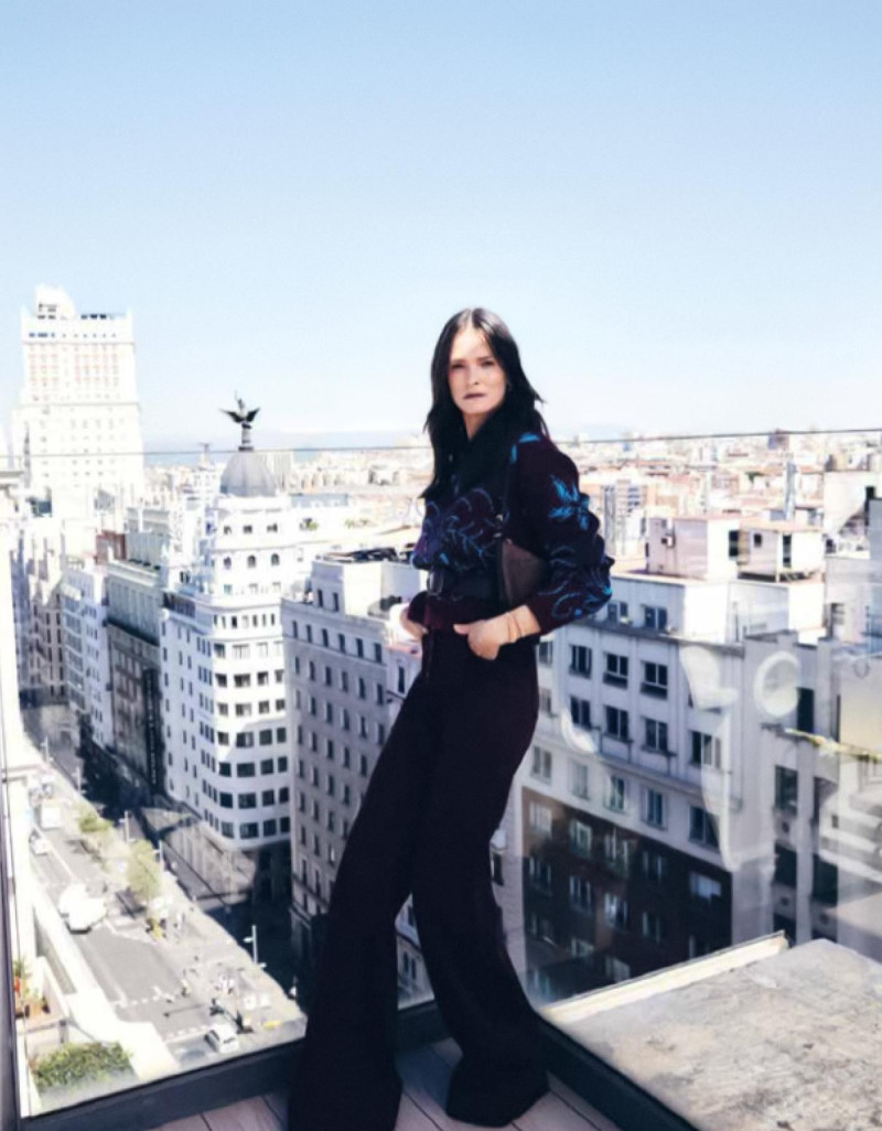 Carmen Kass featured in Volver, July 2025