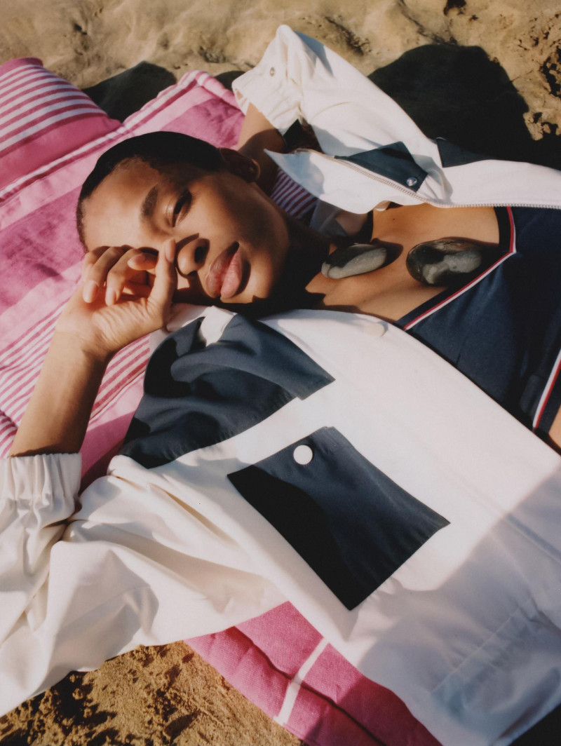 Ana Flavia featured in Indossare L\'estate, June 2025
