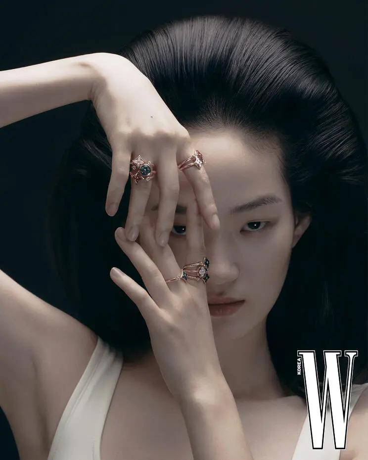Hyun Ji Shin featured in Color Blossom, July 2025