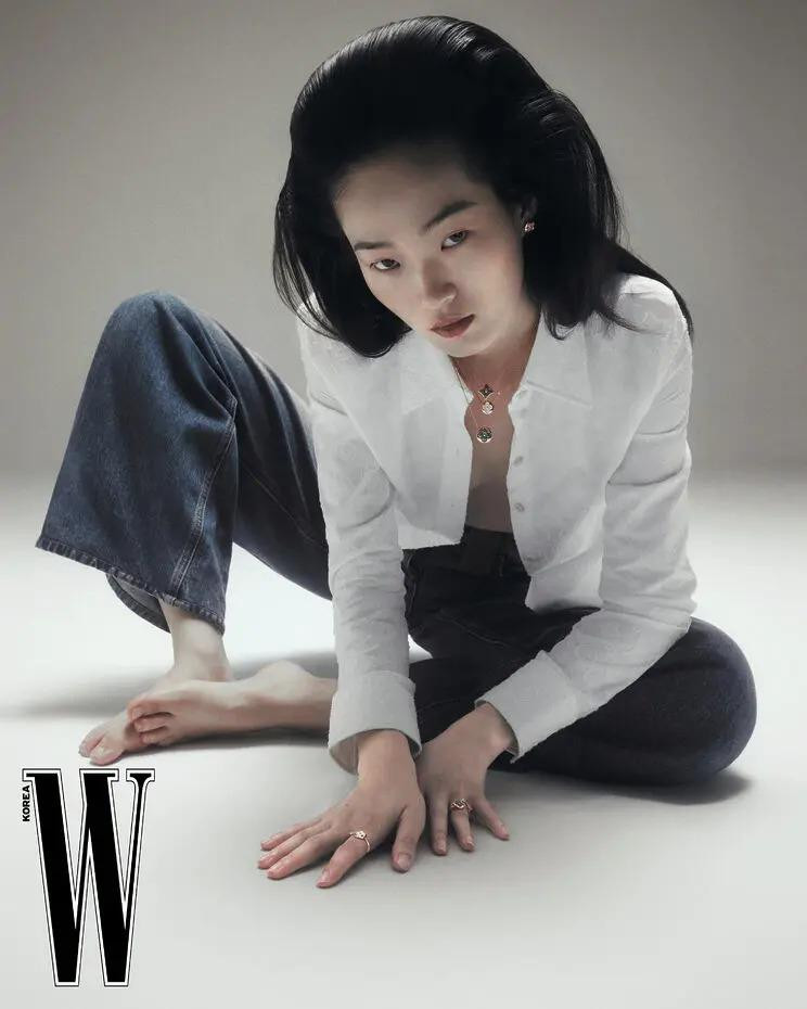 Hyun Ji Shin featured in Color Blossom, July 2025