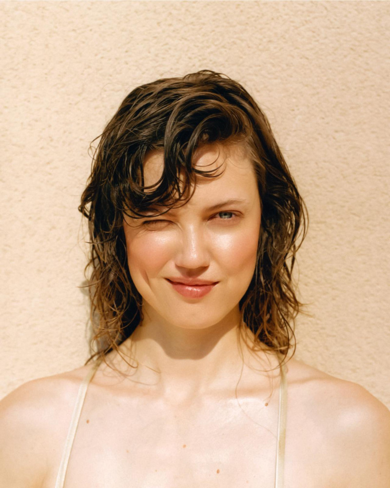 Lindsey Wixson featured in Looks Like Summer!, June 2025