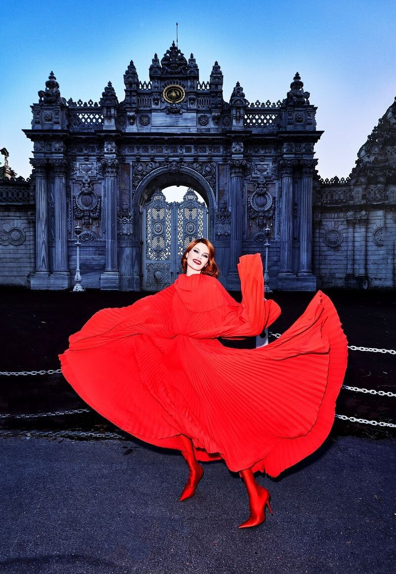 Isabeli Fontana featured in Isabeli Fontana, January 2024