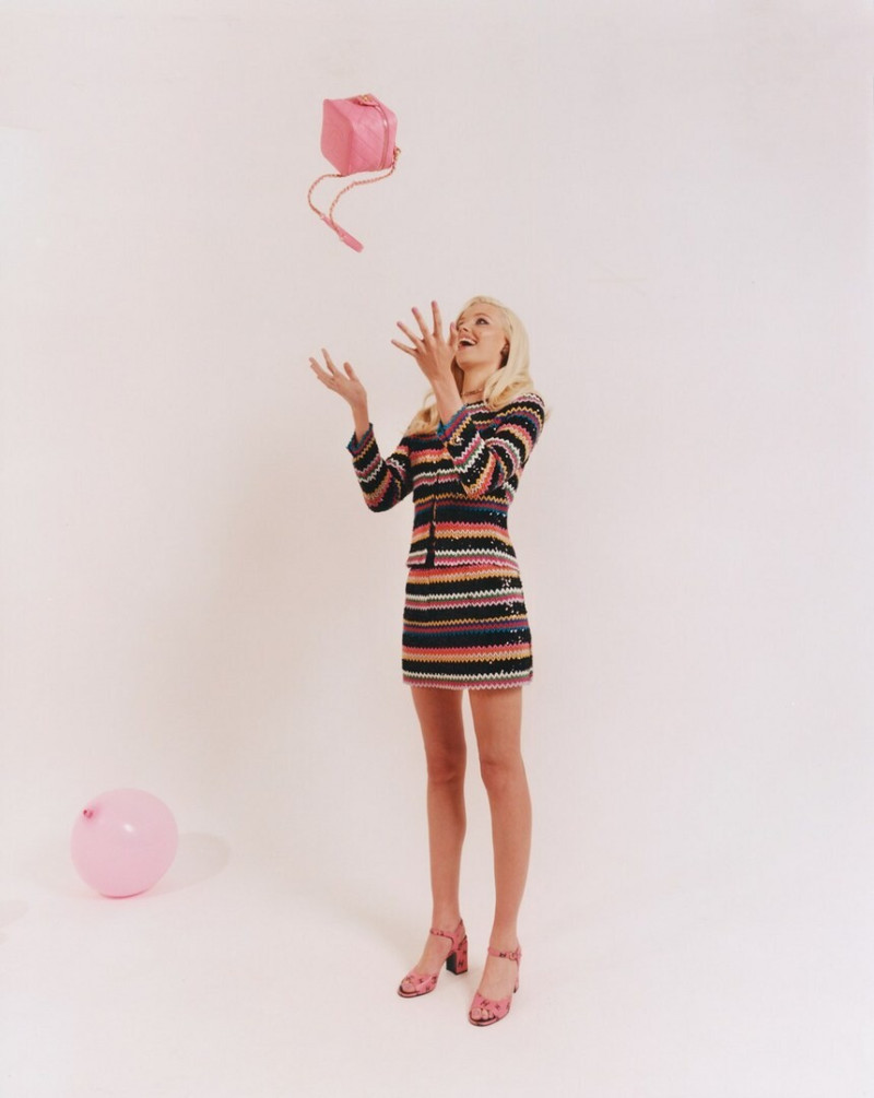 Tara Halliwell featured in Dreams of pink, October 2022