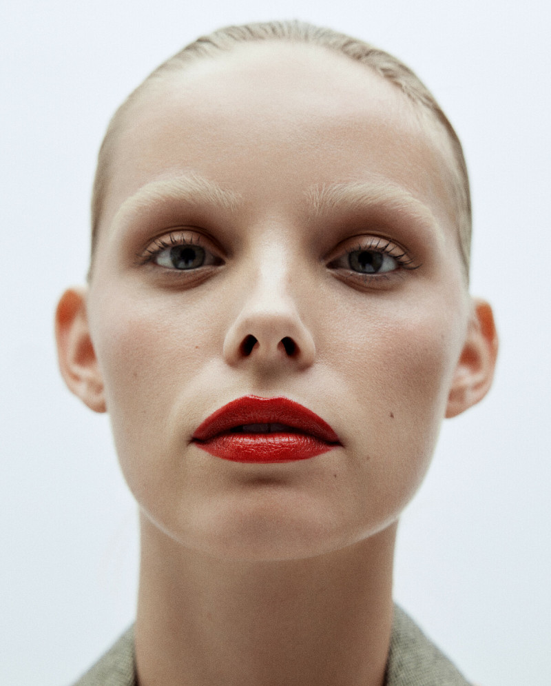 Tara Halliwell featured in Tara Halliwell, October 2023