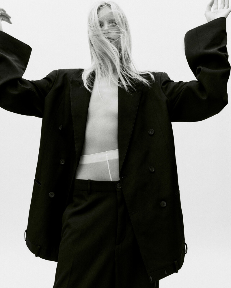 Tara Halliwell featured in Tara Halliwell, October 2023