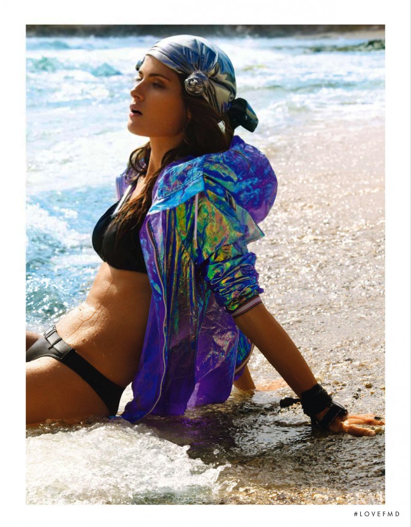 Isabeli Fontana featured in Vagues A L\'Ame, June 2013