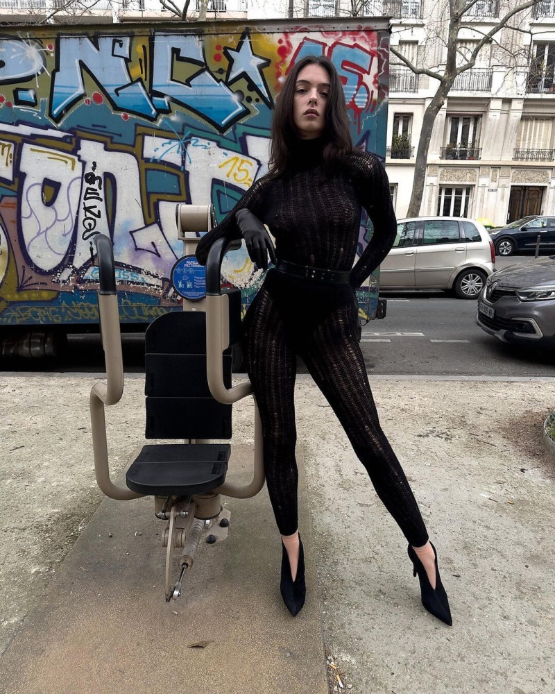 Deva Cassel featured in Deva Cassel Makes Her Debut in Alaïa Summer Fall 2023, April 2023