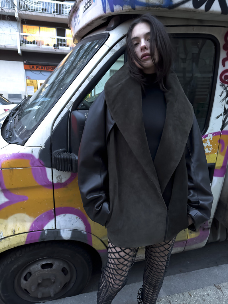 Deva Cassel featured in Deva Cassel Makes Her Debut in Alaïa Summer Fall 2023, April 2023
