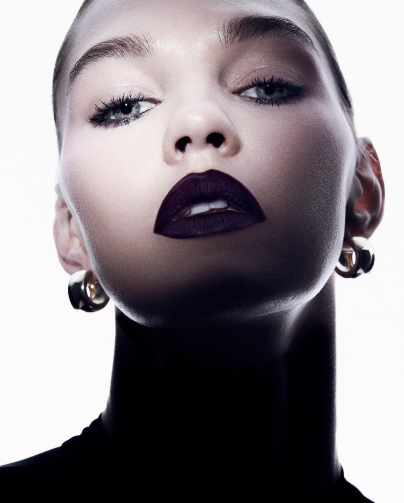 Daria Mikolajczak featured in Moonglow, January 2024