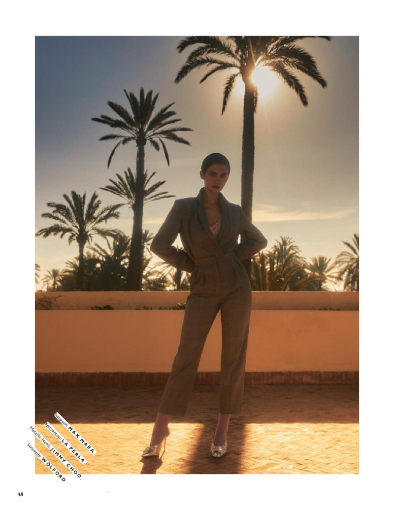Cleo Cwiek featured in Wir Stylen Uns Miami Nice!, April 2019