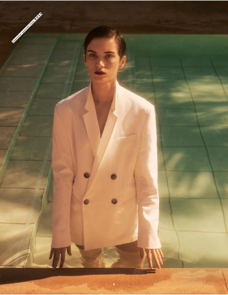 Cleo Cwiek featured in Wir Stylen Uns Miami Nice!, April 2019