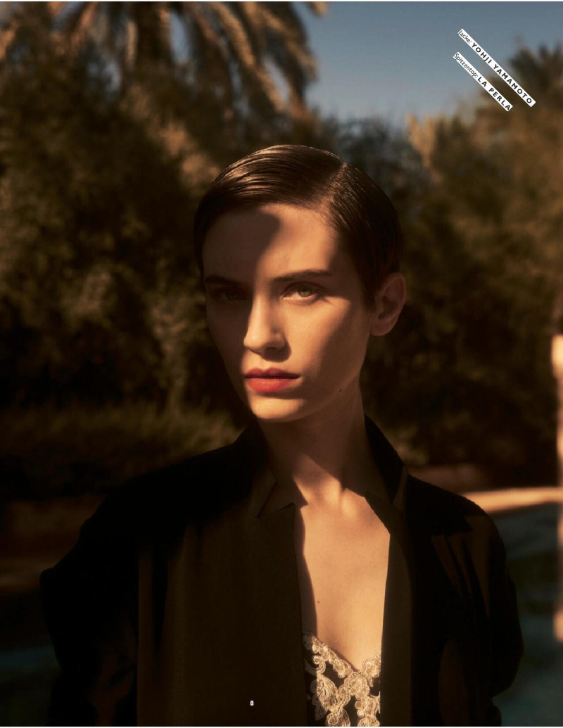 Cleo Cwiek featured in Wir Stylen Uns Miami Nice!, April 2019
