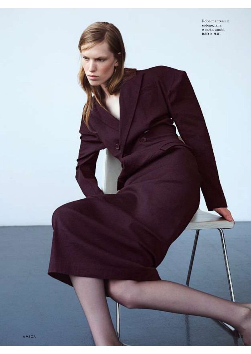 Leanne de Haan featured in Diario Minimal, September 2025