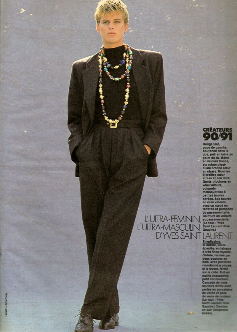 Elizabeth Josie Borain featured in Les Points Mode De 20 Createurs, August 1990