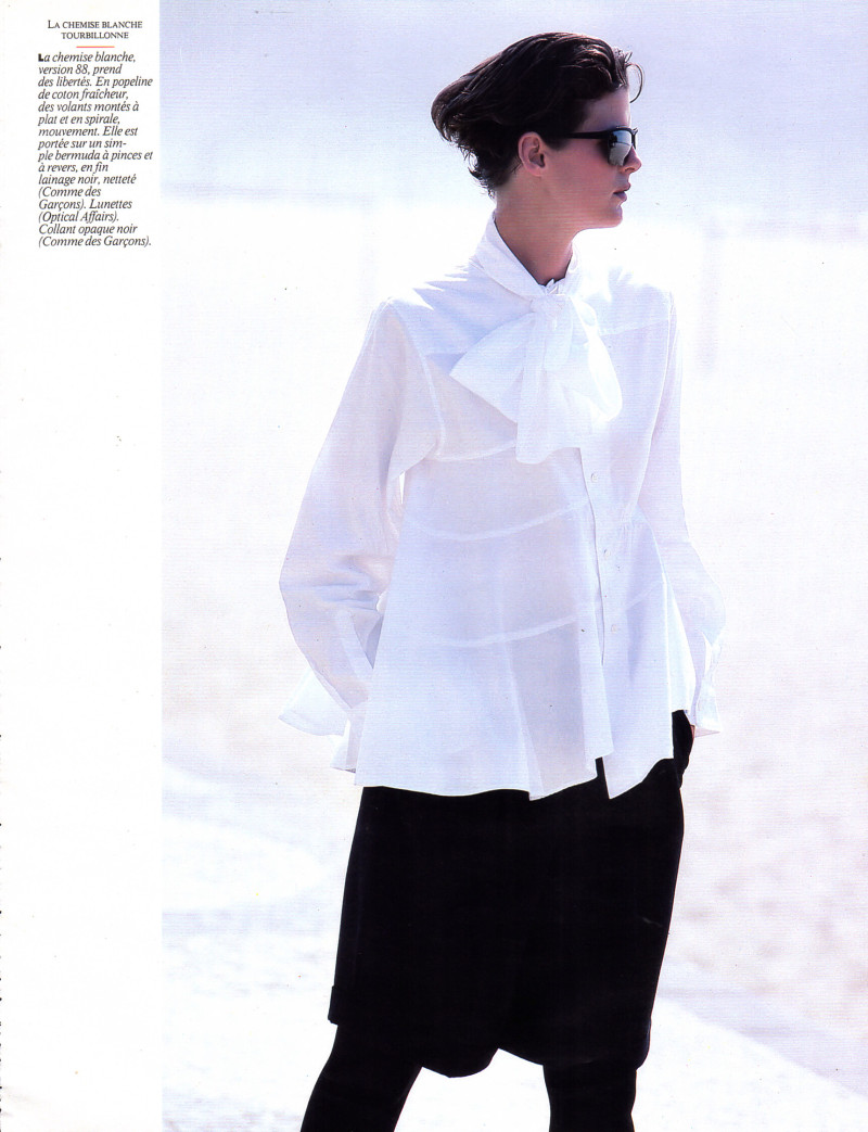 Elizabeth Josie Borain featured in Un vent de legerete, February 1988