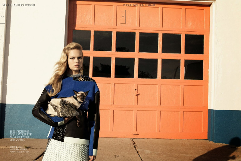 Anna Ewers featured in Marfa Texas, October 2014