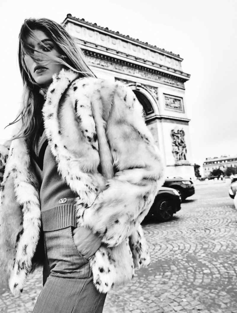 Madison Headrick featured in Lenergie Du Style, August 2025