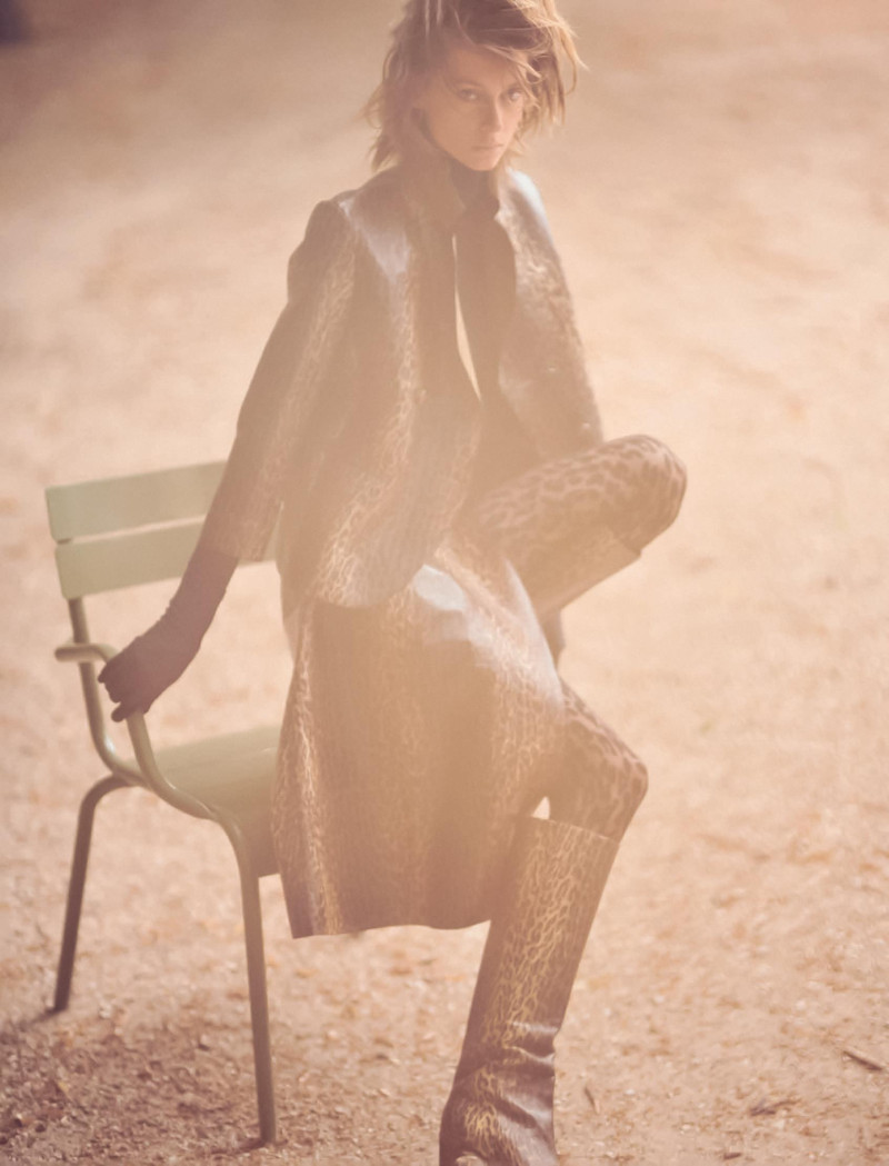 Lauren de Graaf featured in Le Regne Animal, August 2025