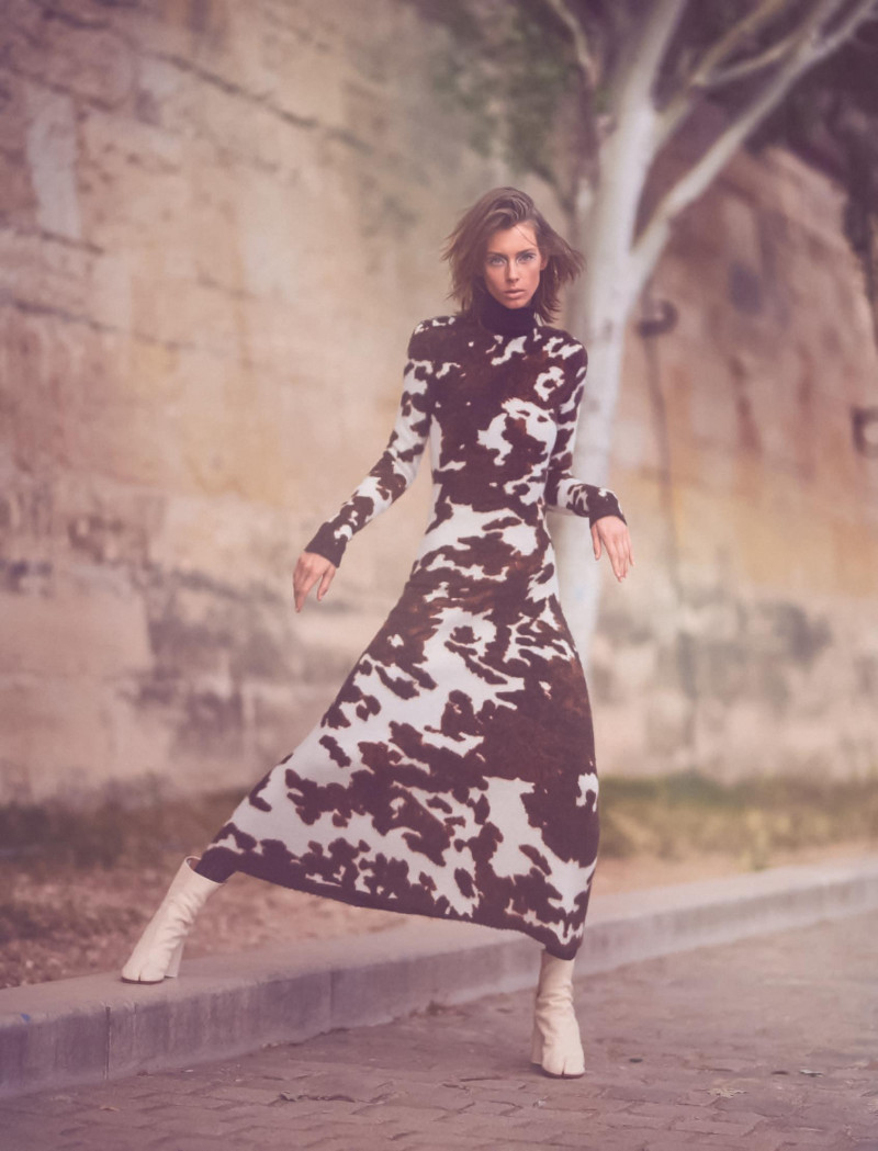 Lauren de Graaf featured in Le Regne Animal, August 2025