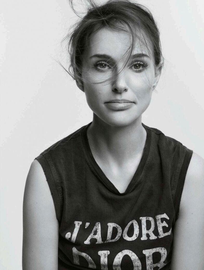 Une Tres Chic Fille, September 2025