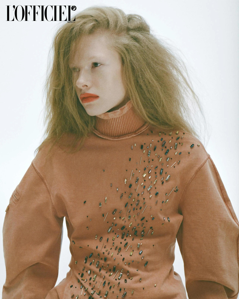 Natalia Bulycheva featured in Playing Dress-up Paper Dolls, September 2025