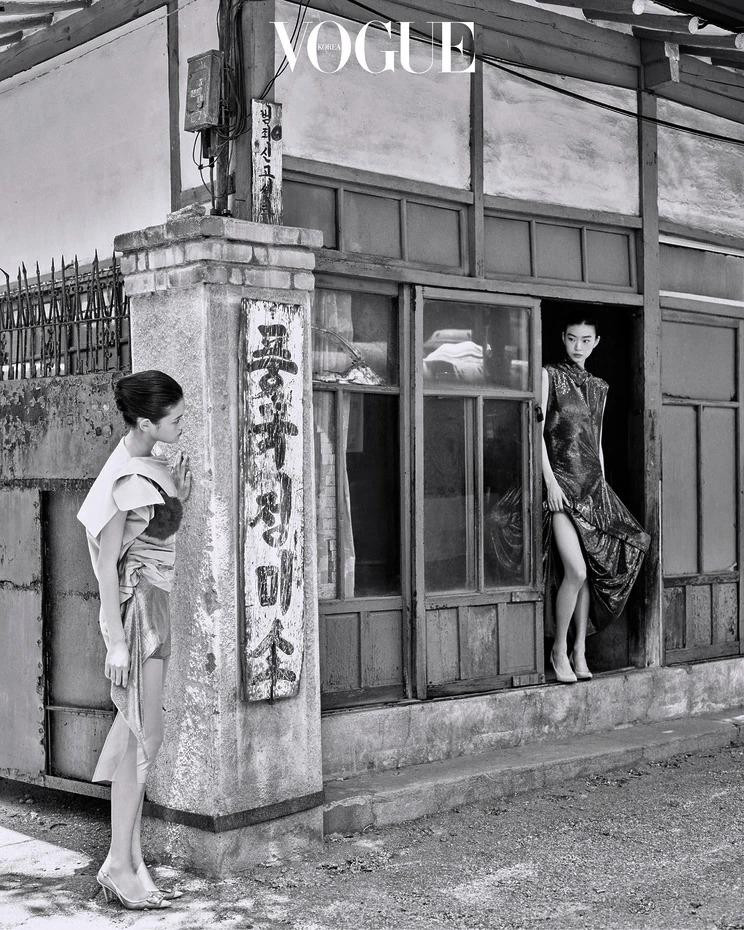 Luo Yi featured in A Story Of 100 Years, Standing There, August 2025