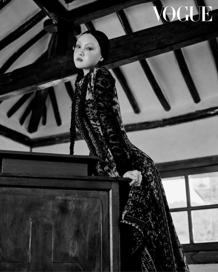 Luo Yi featured in A Story Of 100 Years, Standing There, August 2025