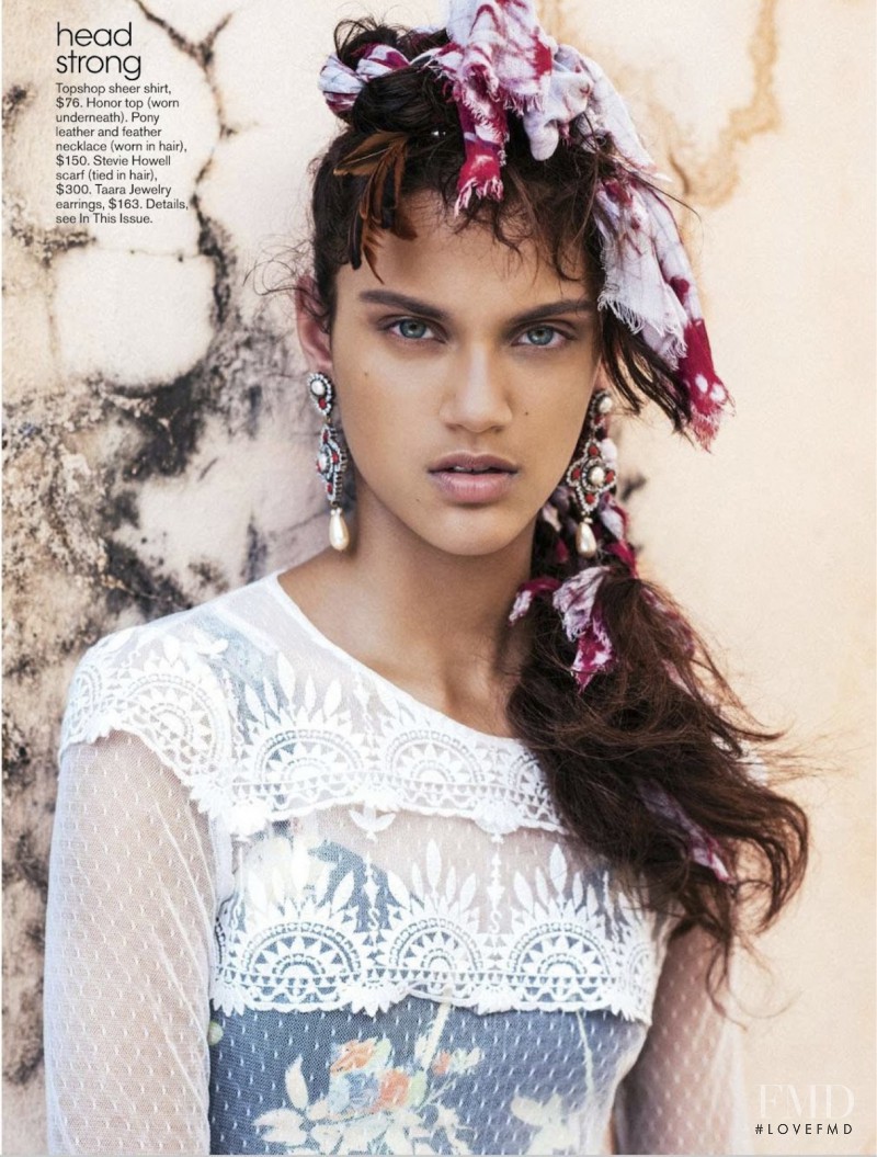 Dalianah Arekion featured in Para Para Paradise, June 2013