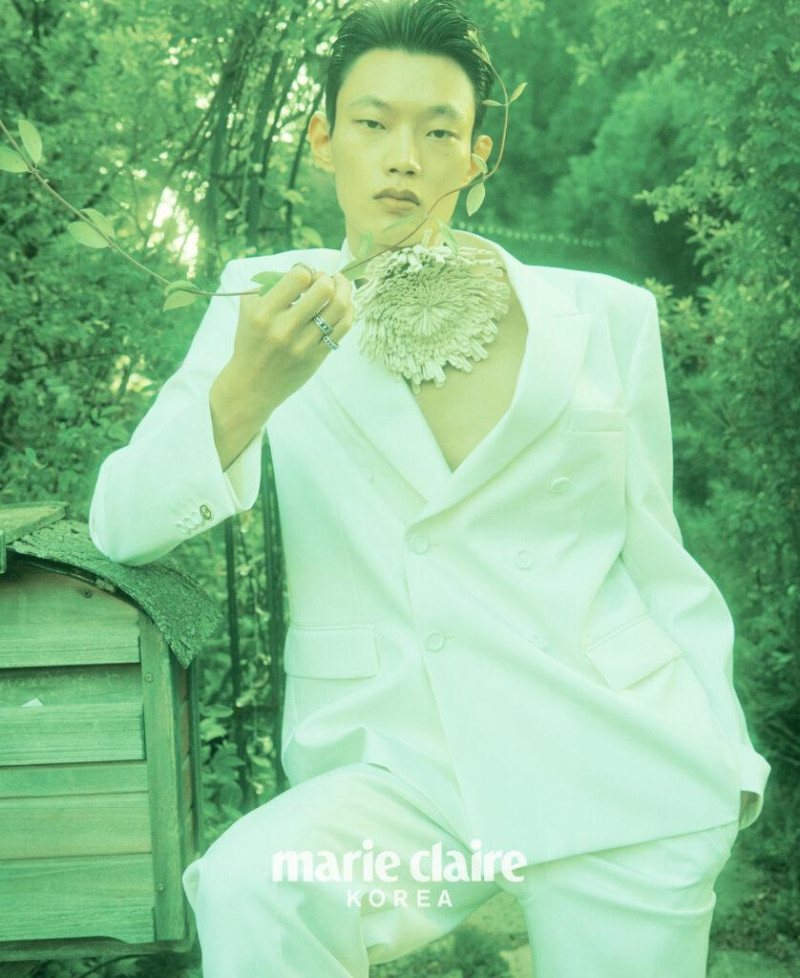 Hoyong Kim featured in A Piece Of Summer Left Behind By Sparkle, August 2025