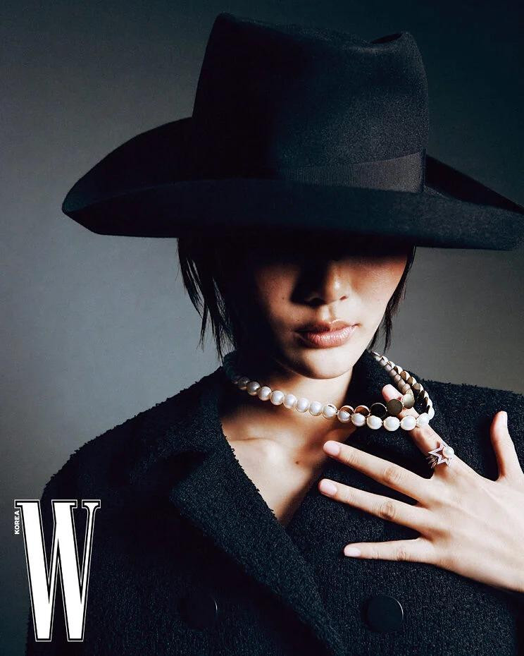 Luo Yi featured in Harmony Of 2025 FW New Looks And Jewelry, August 2025