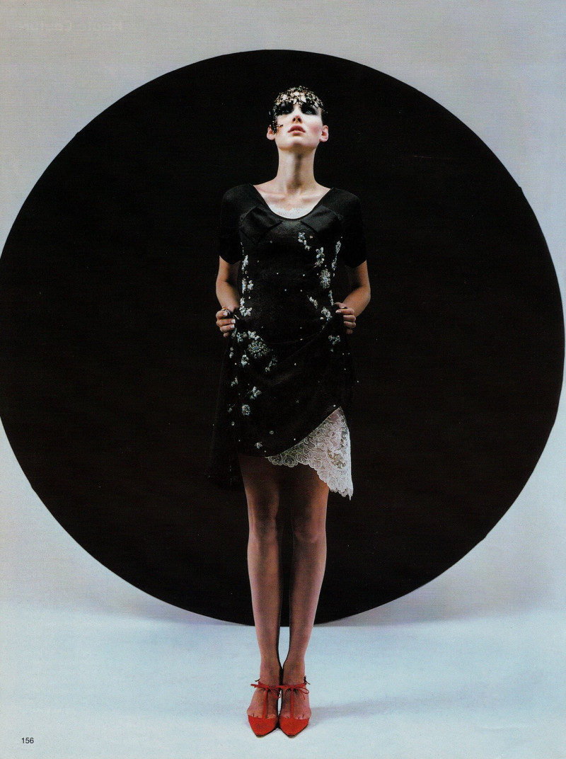 Debbie Deitering featured in Nichts Als Luxus, May 1997